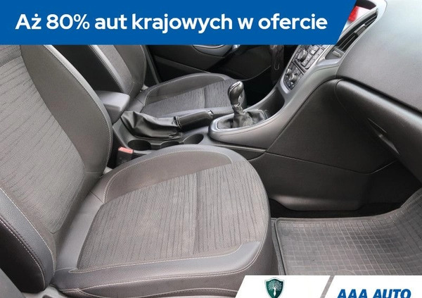 Opel Astra cena 45500 przebieg: 140650, rok produkcji 2017 z Stąporków małe 232